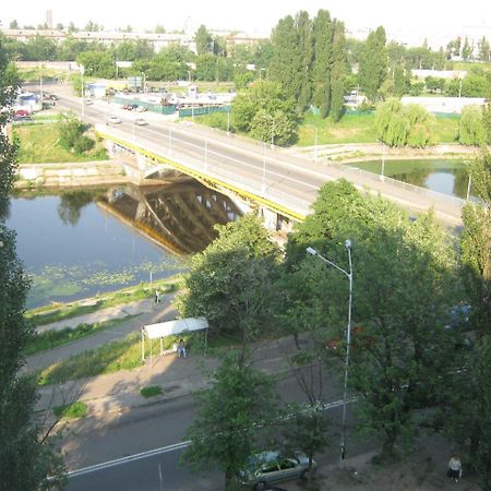 Apartment On Livoberezna Metro Station Київ Екстер'єр фото