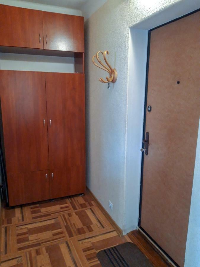 Apartment On Livoberezna Metro Station Київ Екстер'єр фото