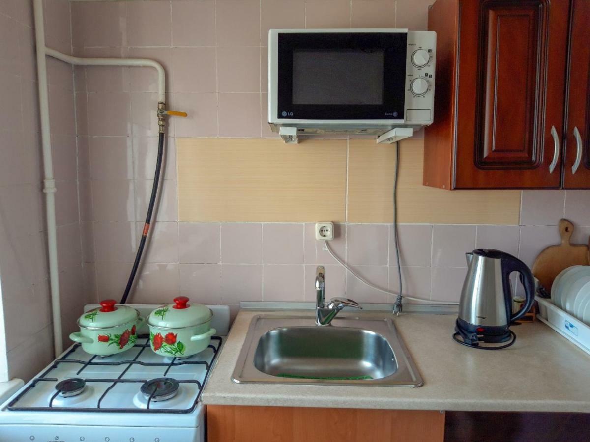 Apartment On Livoberezna Metro Station Київ Екстер'єр фото